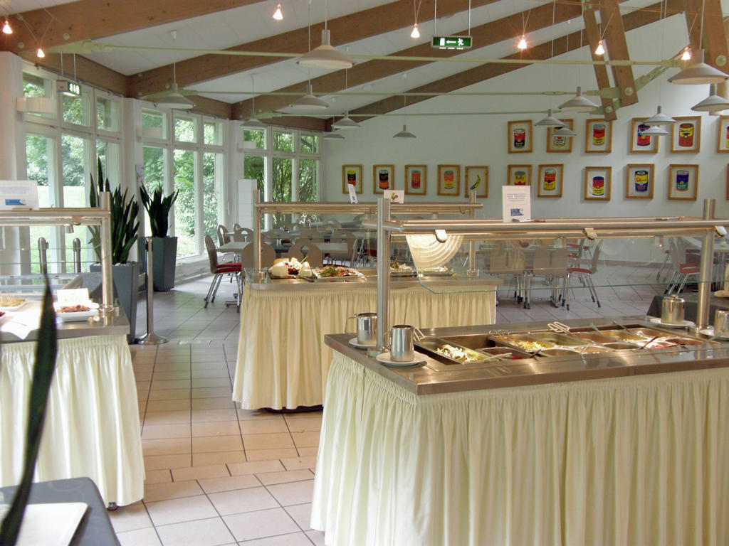Cjd Bonn Castell Hotel Buitenkant foto