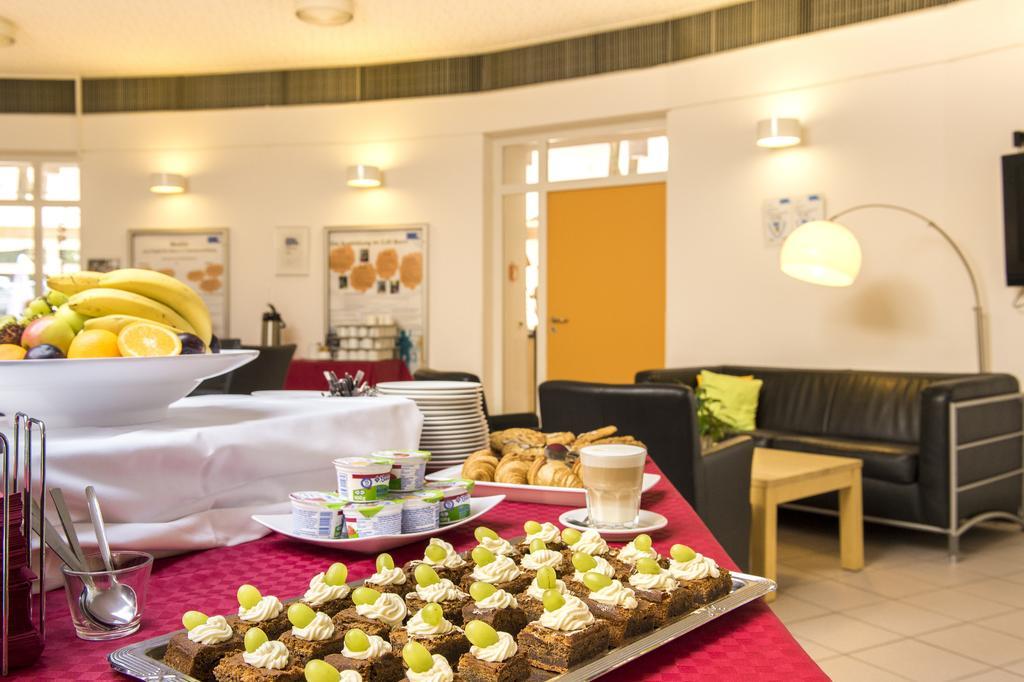 Cjd Bonn Castell Hotel Buitenkant foto